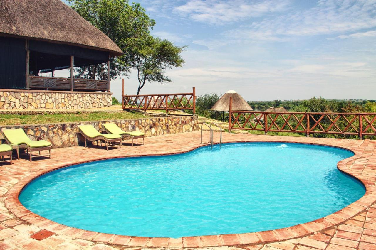 Twiga Safari Lodge Paraa エクステリア 写真