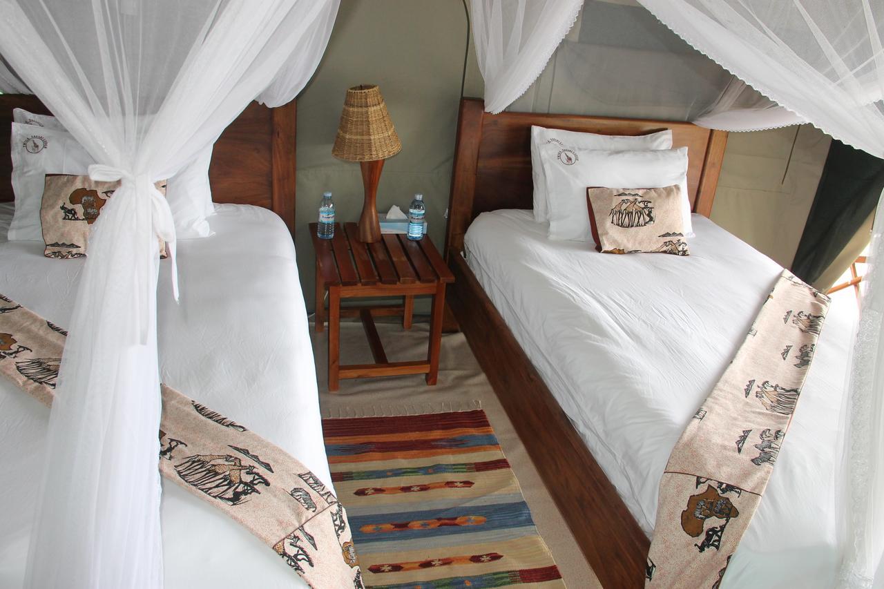Twiga Safari Lodge Paraa エクステリア 写真